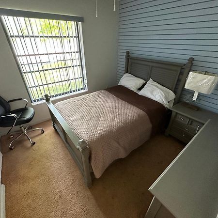 82-10Sw 135Av Villa Miami Bagian luar foto