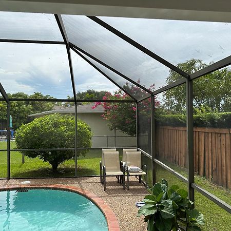 82-10Sw 135Av Villa Miami Bagian luar foto