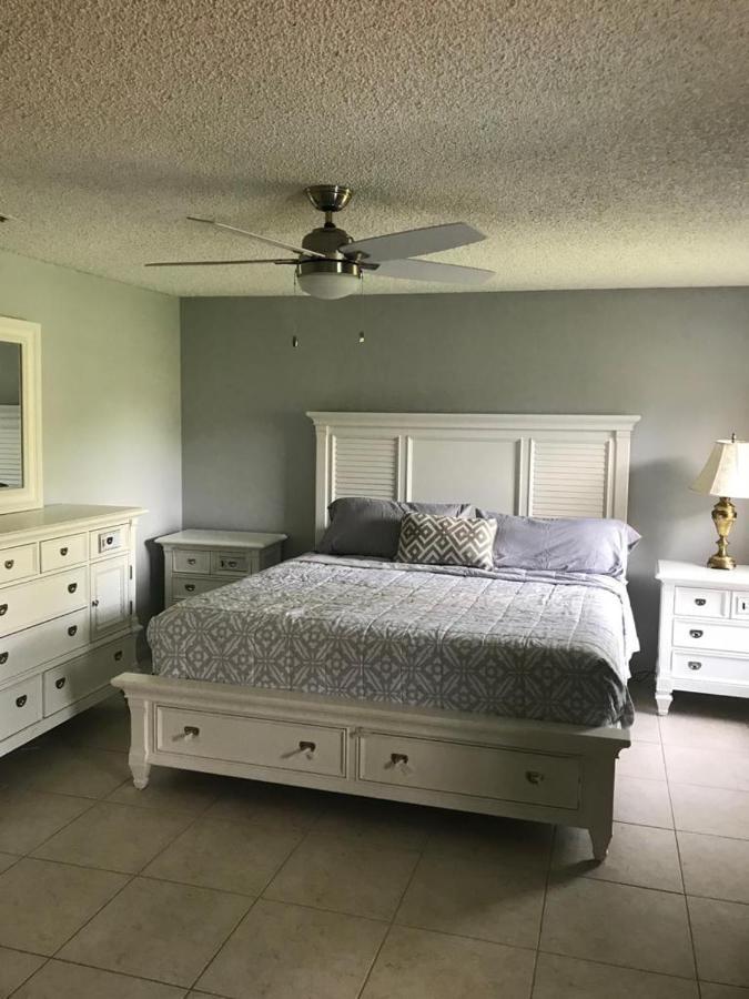82-10Sw 135Av Villa Miami Bagian luar foto
