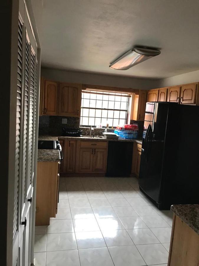 82-10Sw 135Av Villa Miami Bagian luar foto
