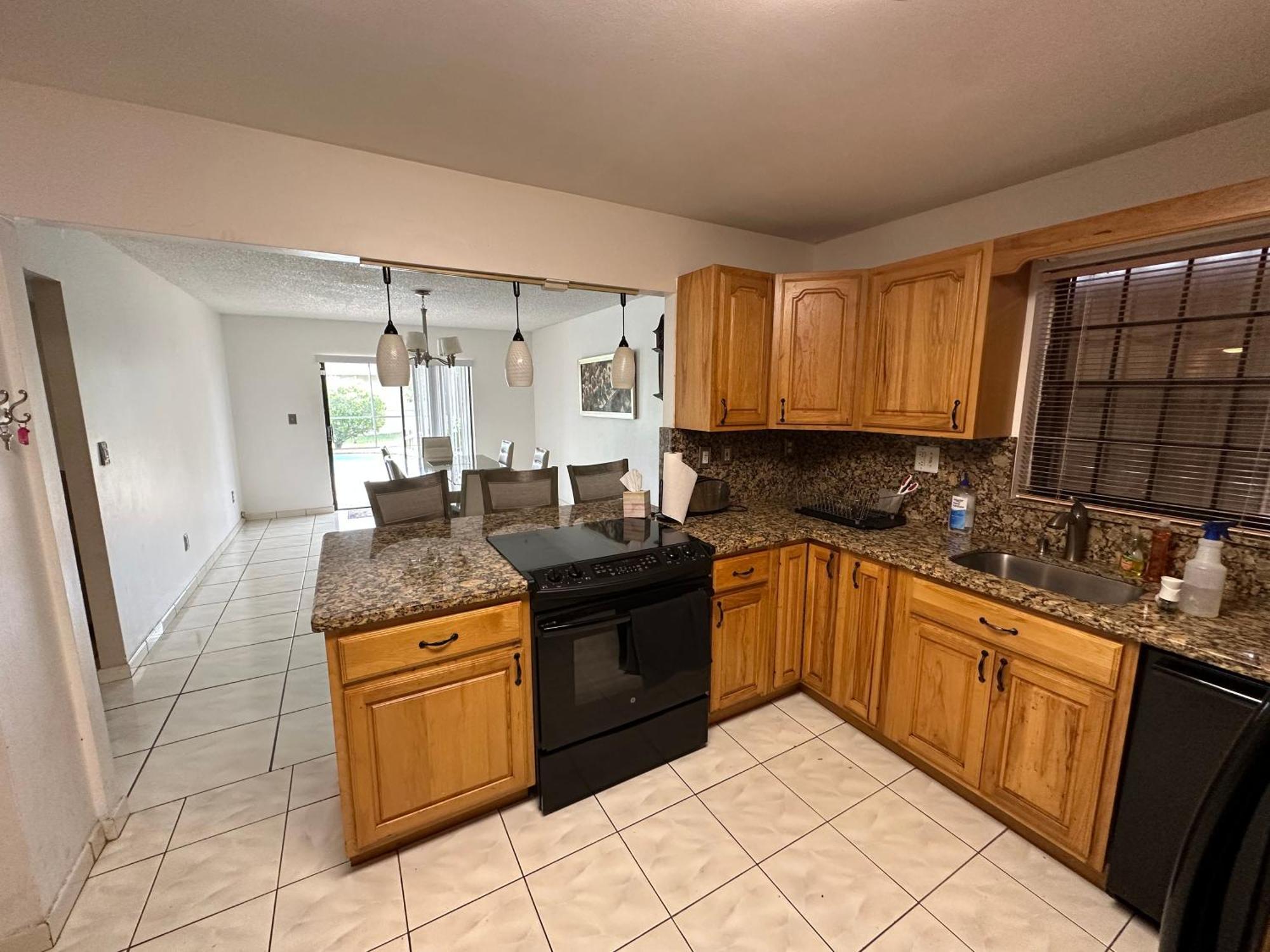 82-10Sw 135Av Villa Miami Bagian luar foto