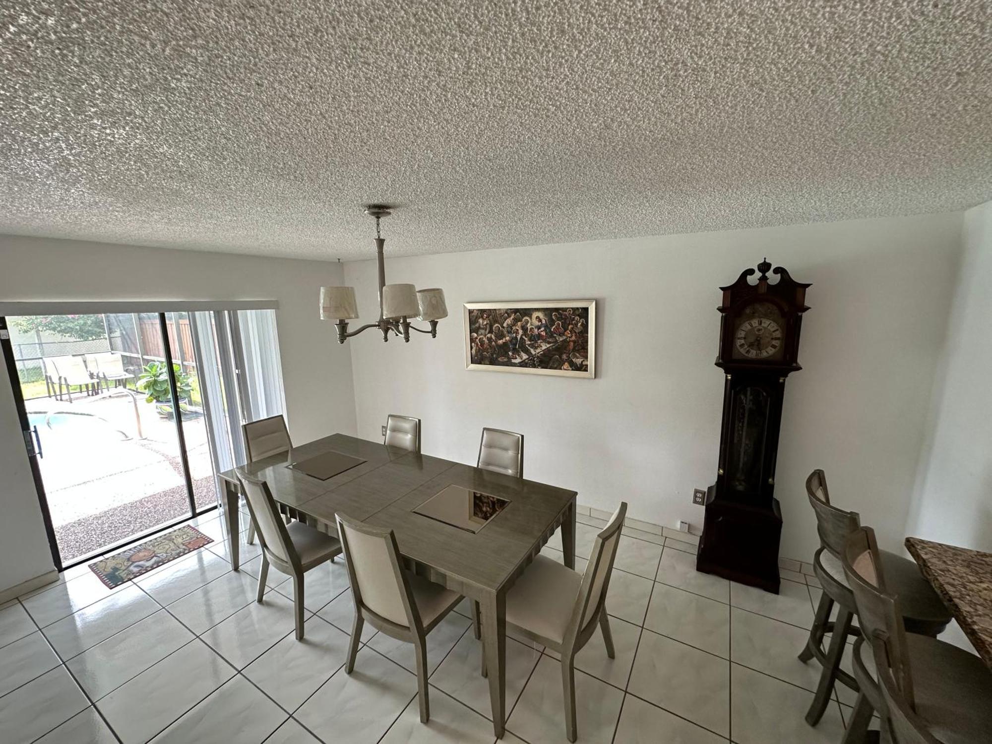 82-10Sw 135Av Villa Miami Bagian luar foto